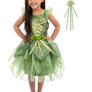 Meisje draagt een groene tinkerbell jurk met bladrok; kroon en toverstaf staan naast haar.