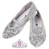 Zilveren ballerina schoenen met pailletten en wreefbandje, met een zilveren prinsessenkroon ervoor
