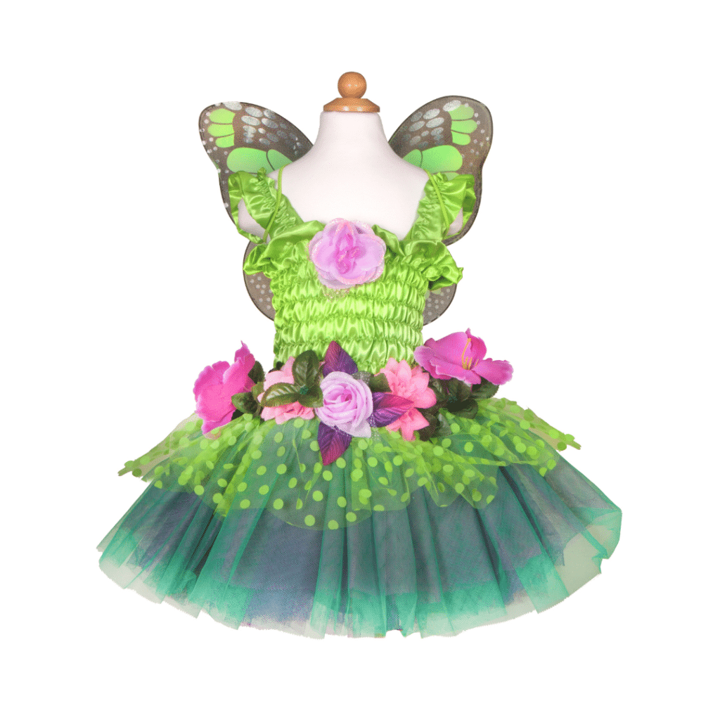 Groene elfjesjurk met vleugels op een paspop, met roze bloemen en een volle rok van meerdere lagen tule