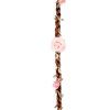 Bruine diadeem vlecht van nephaar met roze bloemen en goudkleurige blaadjes, los afgebeeld op een witte achtergrond.