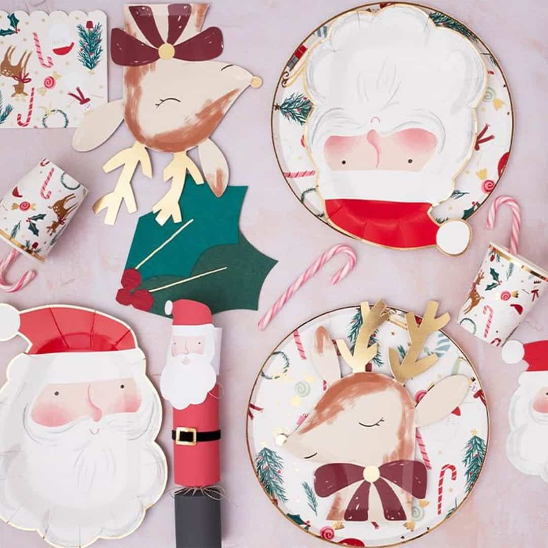 Meri Meri cupcake set met kerstfiguren van een rendier en kerstman, groene kerstboom en roze-witte zuurstokken