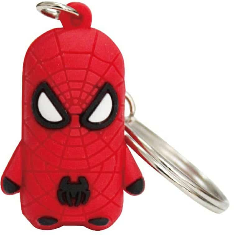 Rode 3D-Spiderman-sleutelhanger van de Great Pretenders cape- en maskerset, met zilverkleurige ring