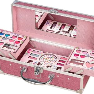 Geopende roze make up doos kind met uitschuifbare vakken vol cosmetica en hartjesdecoratie