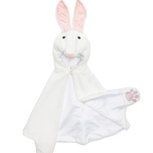 Witte konijnen cape met opgezette konijnenkop, lange roze oren en een roze pootafdruk op de binnenzijde.